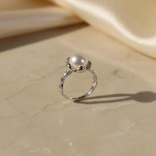 Laevie Flora Petal-Setting Freshwater Pearl Ring