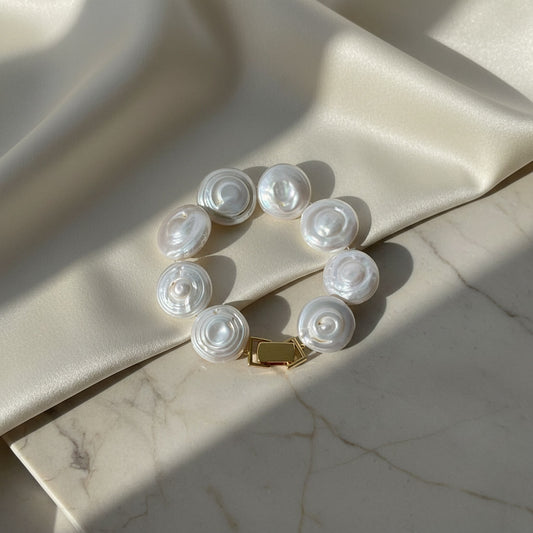 Laevie Roman Holiday 18K Gold & Coin Peal Bracelet